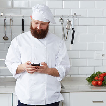Revolutionizing Food Service Ordering: The Power of B2B E-commerce
